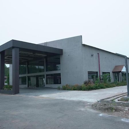 One Resorts & Convention Annavaram Exterior photo