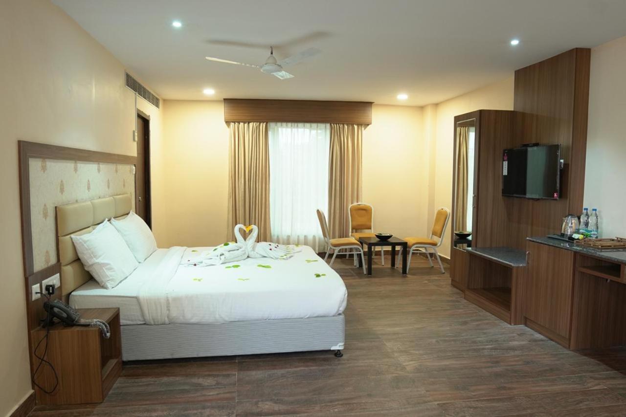 °HOTEL ONE RESORTS & CONVENTION ANNAVARAM (India) | BOOKED